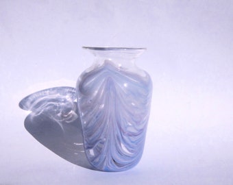 Adrian Sankey studio glass vase, hand made art glass, original label 1990s, height 6.2 inches, chevron pattern white, light mauve and blue