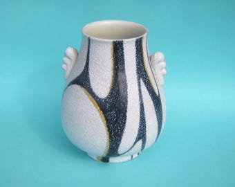 Textured Mid-Century vase with abstract pattern, 1960s, height 17 cm, great art pottery look for contemporary interior