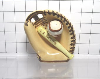 VTG Porcelain LA Dodgers Ball & Bat in Glove Figurine (H)