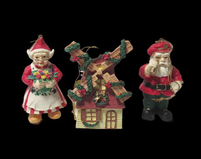 House of Lloyd 3 Pc Set Christmas Around the World Netherlands  (S 22)