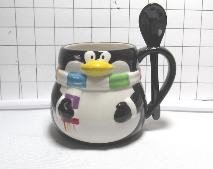 Avon Christmas Cheer Penguin Mug with Spoon 2012