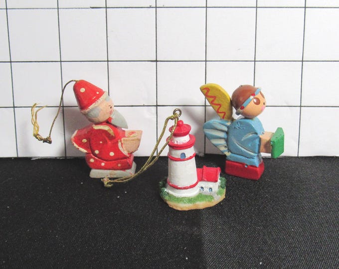 3 Assorted Mini Christmas Ornaments  (bx 3)