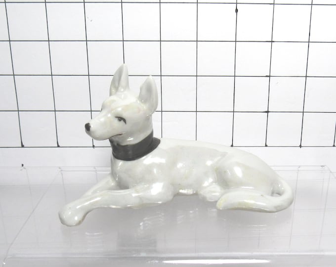 VTG  White Pearlized Ceramic Dog Lying Down -Japan (H)