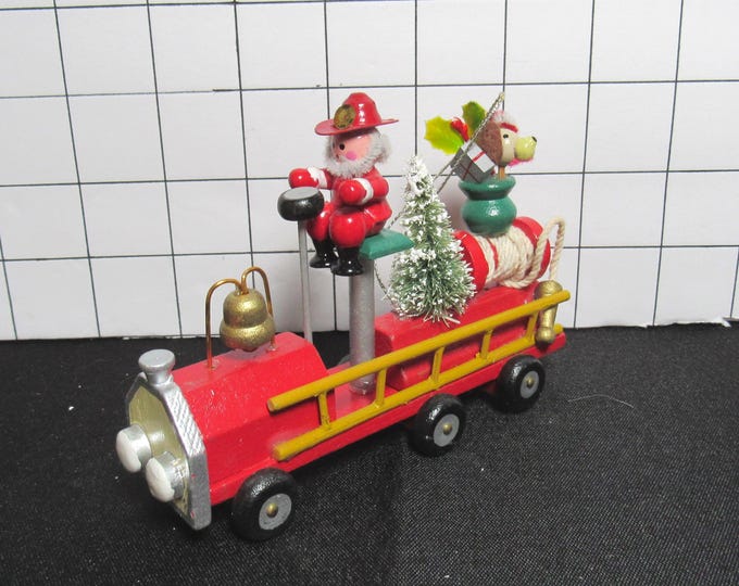 VTG Wooden Firetruck Christmas Ornament in Box (Bx 3)