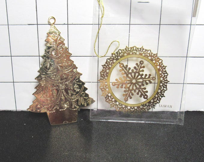 1 Metal Gold Christmas Tree and 1 Metal Gold Snowflake Ornaments  (bsE2)