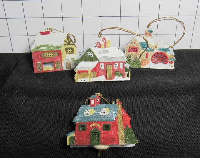 4 Pc Set of Metal House Christmas Light Covers (h)