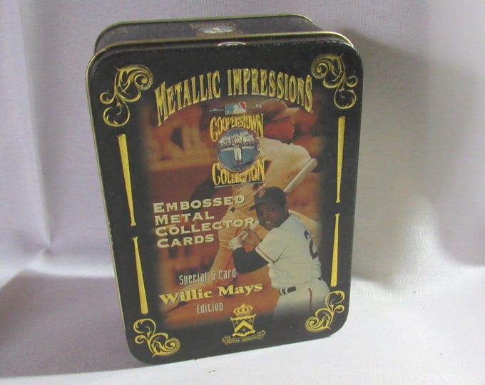 VTG Avon Baseball Embossed Metal Collector Cards in Decorative Tins - Willie Mays (Bx 5)