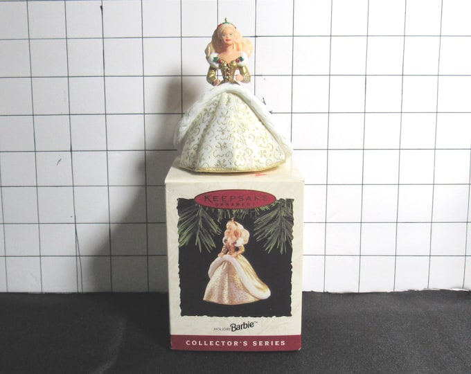 Hallmark Keepsake Ornament Holiday Barbie 2nd in Series 1994 (bx 8)
