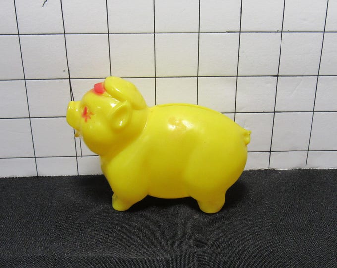 VTG Yellow Plastic Pig Coin Bank