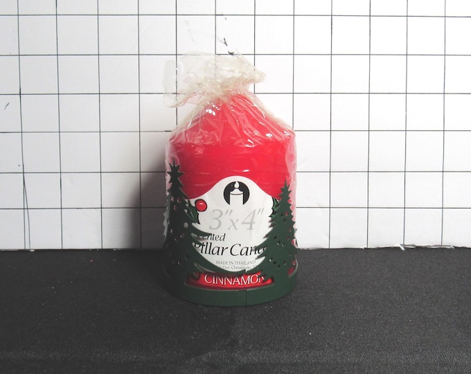 Red Pillar Candle in Metal Frame Christmas Tree Holder (Box 2)