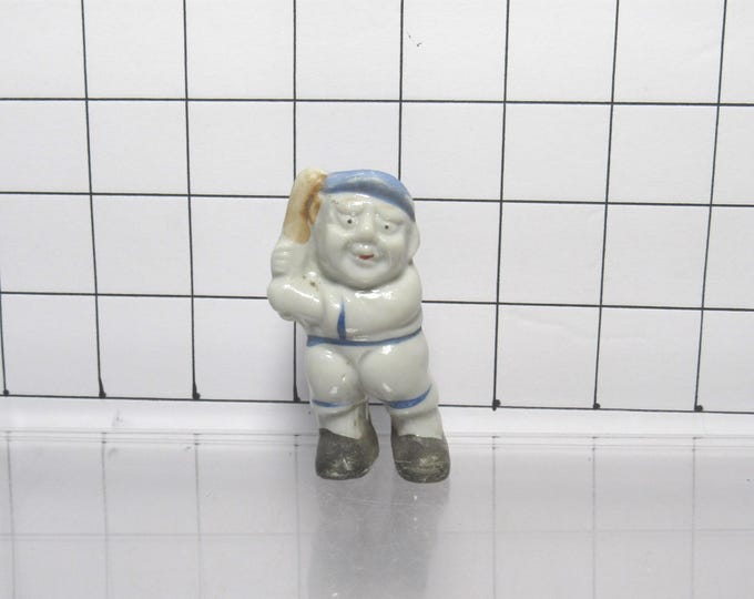 Small Vtg Porcelain Baseball Player Figurine (H)
