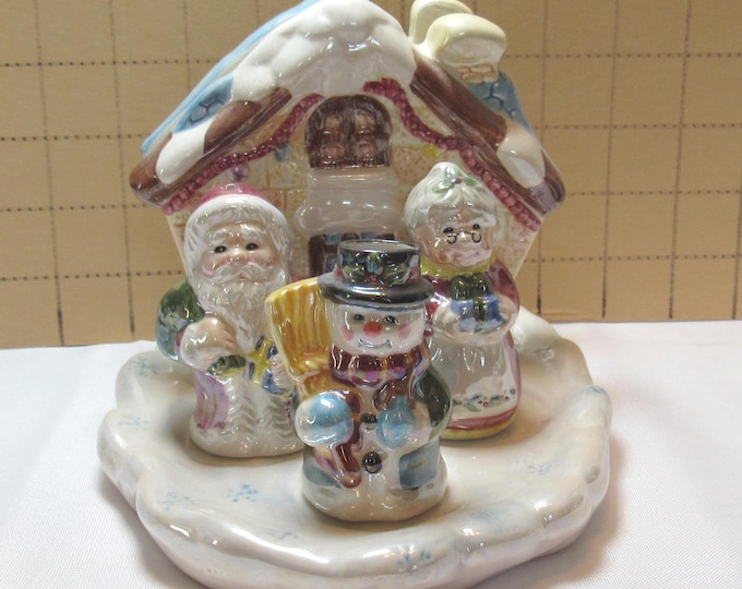 5Pc Christmas Napkin, Toothpick Salt and Pepper Shaker Set