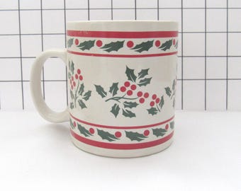 Vtg Ceramic Holly Christmas Coffee Mug