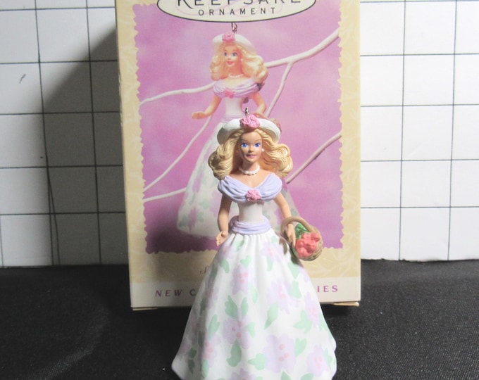 Hallmark Keepsake Ornament Springtime Barbie 1st in Series 1995 (bx 8)