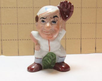 Vtg Ceramic Baseball Player Figurine - Japan (SBS)