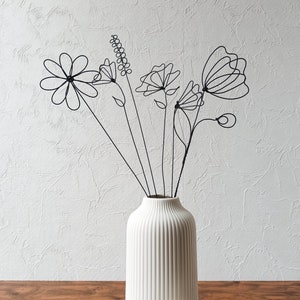 Bouquet of flowers in annealed wire Poppy Daisy and Twigs, annealed wire decoration, , floral decoration in annealed wire