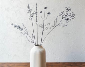Bouquet of 5 flowers in annealed wire flowers floral vase, floral decoration, boho nature decoration, poppy, wedding gift, nature