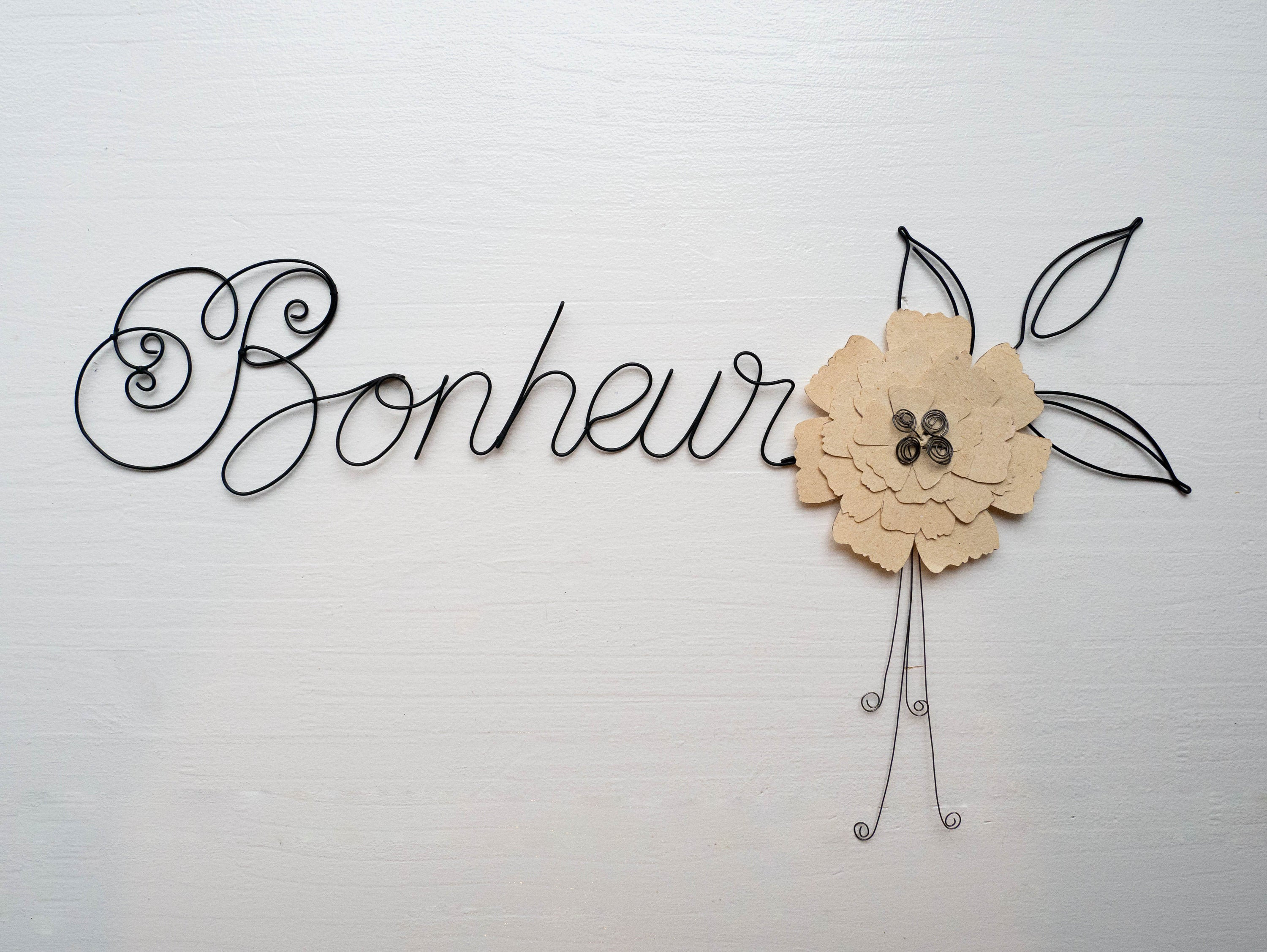 Mot Bonheur Fil de Fer, Plaque Porte, Fleur en Papier, Message Phrase, Prénom Personnalisé, Sculptur