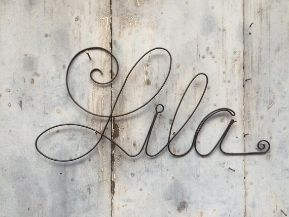 Prenom Fil De Fer Personnalisable Lila Decoration Murale Etsy