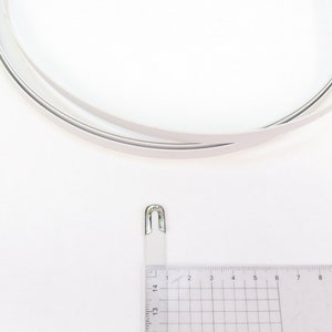 5 Meter kunststoffummantelter Stahlstab zur Versteifung von Korsetts und zur Unterstützung von Unterröcken.