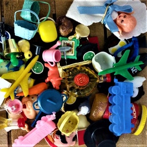 Vintage Mystery Bag, Crowcore, Crow Confetti, Confetti Mix, Dime Store Toy, Miniatures, Cracker Jack Charm, Trinkets, Junk Drawer, Grab Bag