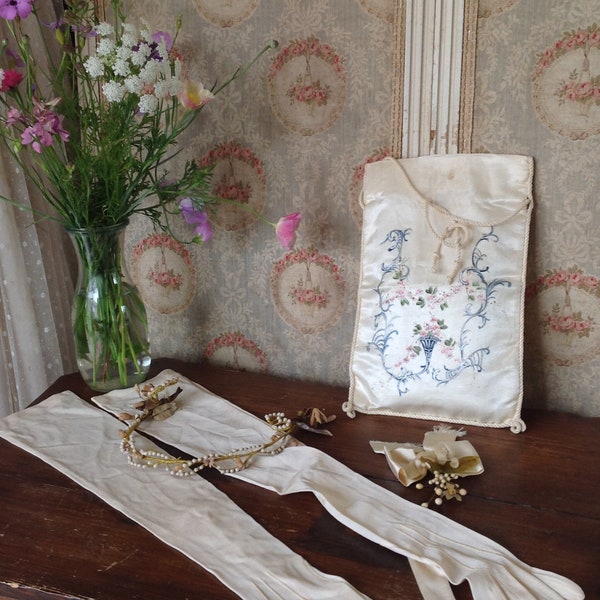 sac de mariage en soie antique