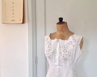 Antique camisole with embroidery Anglaise, M