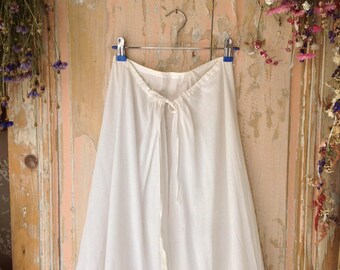 beautiful soft antique petticoat with adjustable waist S/M