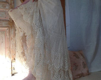 Antique Silk Tulle Lace Wedding Gown