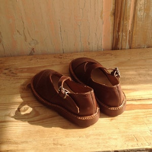 vintage girl&#39;s shoes , brown leather