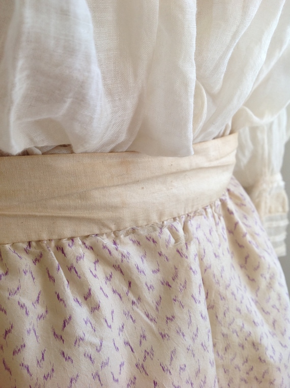 antique pink/lila  printed silk skirt, bustle ski… - image 6