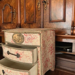 antique drawers, floral box