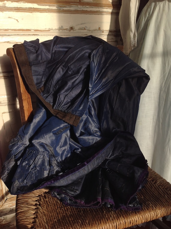 beautiful silk blue skirt, late victorian - image 7