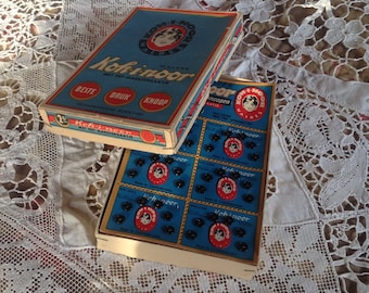 petite boîte avec 7 cartes snap attaches presse clous 1950s