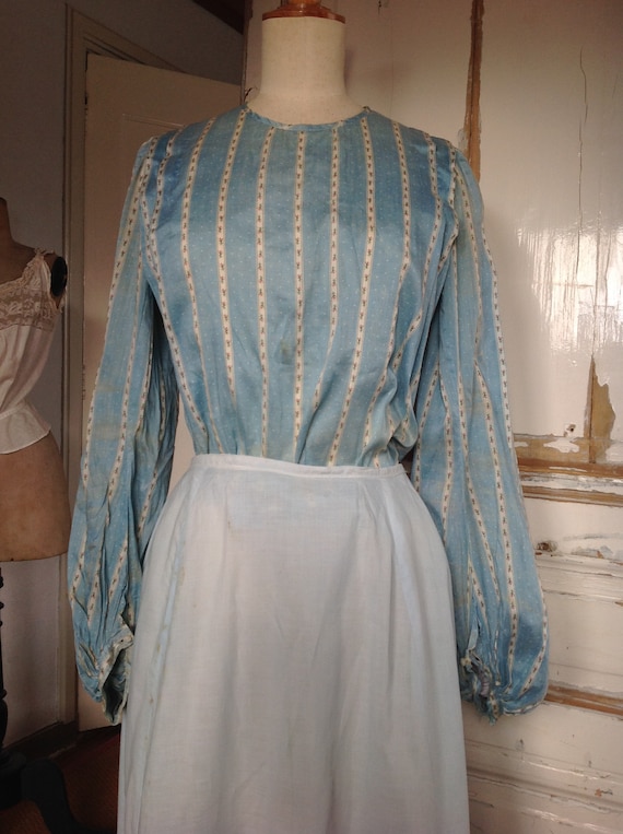 1890s blouse with a floral cotton print
