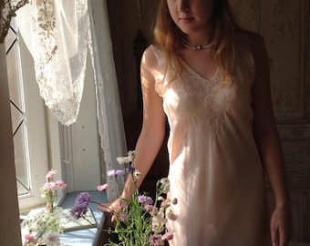 vintage peach silk slip dress M/L
