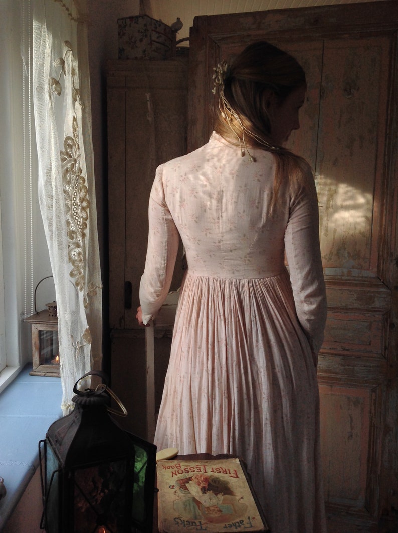 antique cotton print daydress 1890s image 4