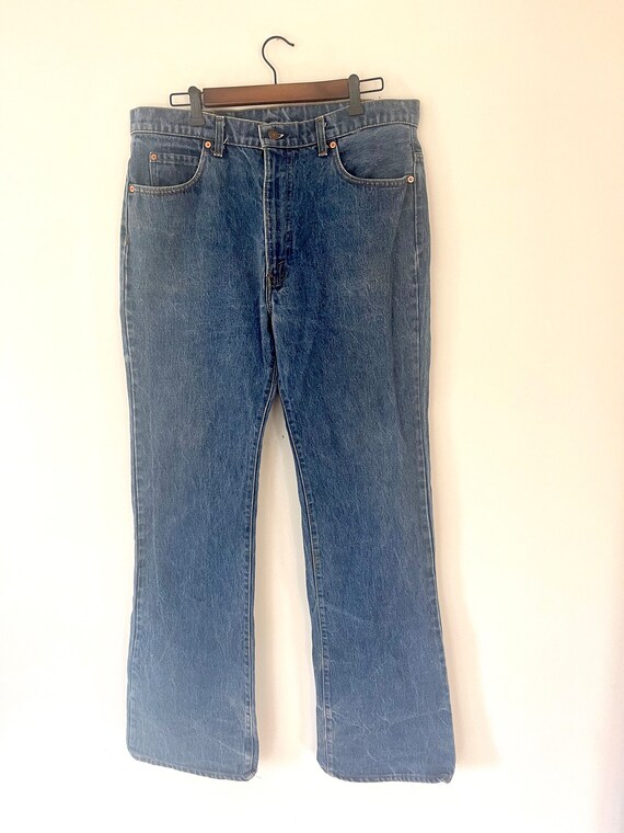 Vintage 70’s flare medium wash Levi’s size 35x34