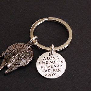 Star Wars millenium falcon Keychain Keyring  gift