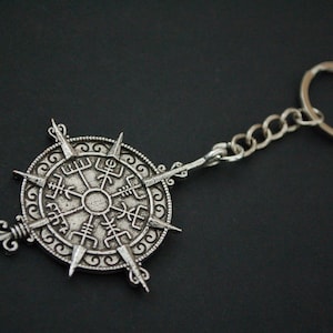 Silver tone viking Vegvisir Compass Protection Symbol Keychain Keyring gift