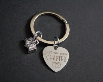 Just one more chapter book bibliophile book worm Keychain Keyring heart shaped  giftgift