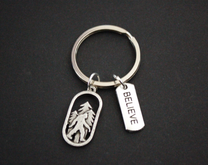 Believe big foot sasquatch Keychain Keyring gift