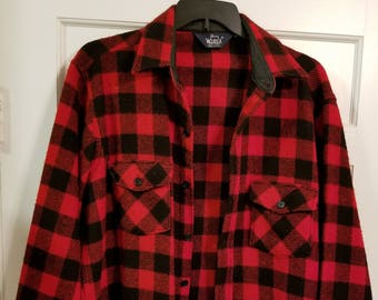 Vintage Woolrich Red Plaid Men's Shirt - Large