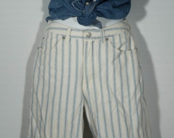 Vintage des années 80/90 short en jean à volants taillés Made in USA étiquette bleu denim rayures style short long - * taille VTG * 6