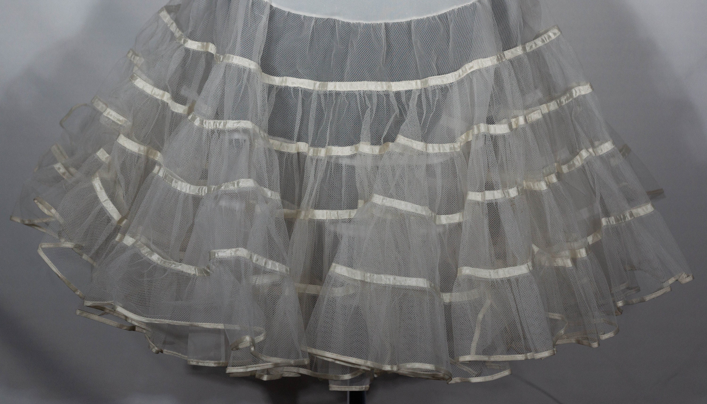 Layered tulle skirt 70s cheap