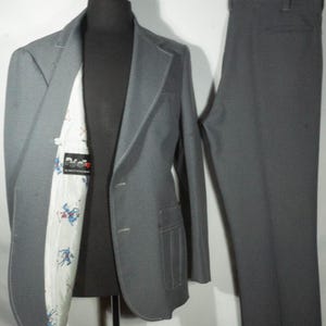 Vintage Suit Set Trousers Blazer Jacket 70&#39;s 80&#39;s 2 Piece &quot;PULSE&quot; Label Gray Suit - Men&#39;s Large Size 38 x 33 Pants, Size 44&quot; Chest Suit Coat
