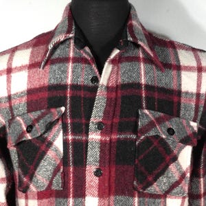 Vintage Thick Flannel 1970&#39;s Shirt Plaid Button Down Cozy Outdoorsy Top &quot;Envoy&quot; Label Made in Korea - Men&#39;s Size S , 44&quot; Chest