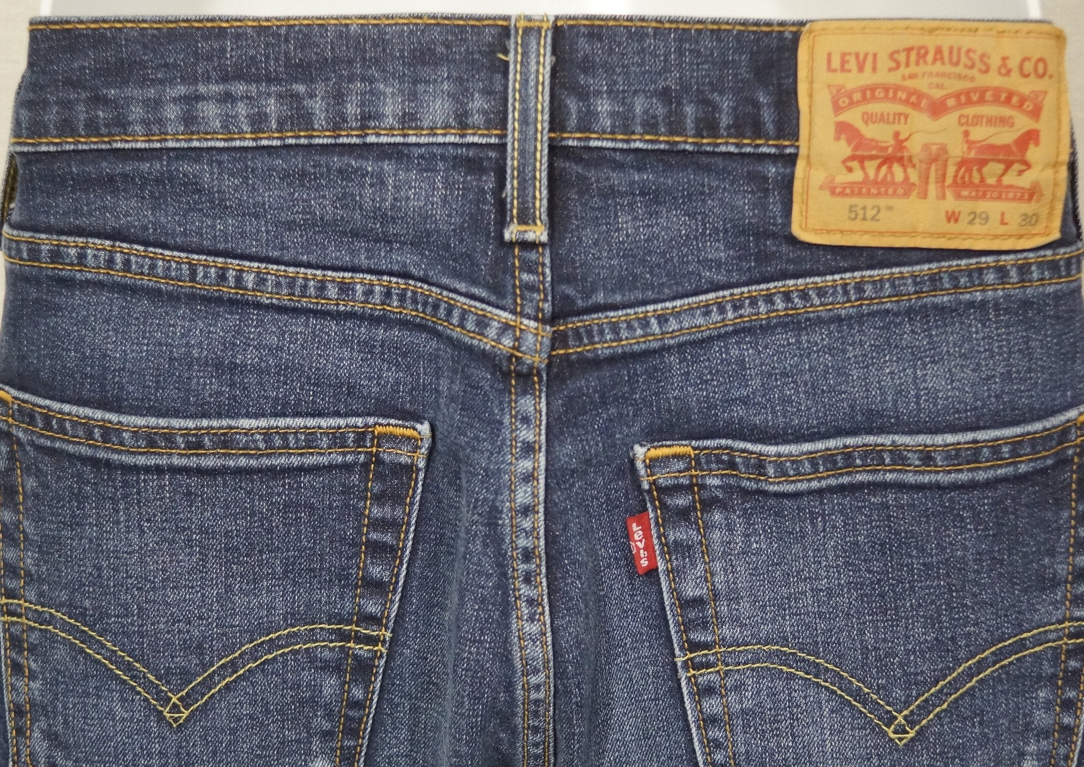 Levi's Jeans Red Tab Cotton Denim Zipper Fly - Size 29 x 30 - EXCELLENT