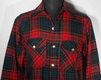 Vintage Woolrich Shirt Wool Top 80s Made in USA Plaid Print - Size S - 38" Chest, Altered Hem As Found