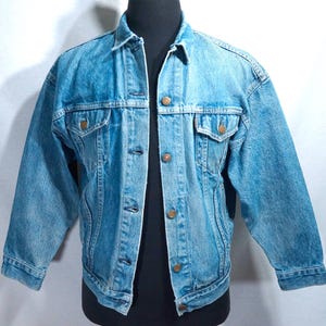 Vintage Jacket  Levi&#39;s Jean Jacket Made in USA 80&#39;s Denim Coat, Men&#39;s Size Small 42&quot; Chest -  Worn Vintage Character Style